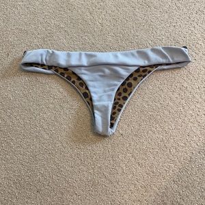 Boys and arrows bottom